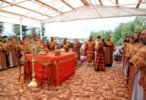 Божественная литургия в Вавиловом Доле