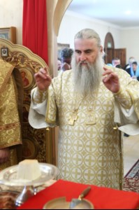 Божественная литургия в храме в честь иконы Божией Матери «Скоропослушница» г.Шиханы Вольского района