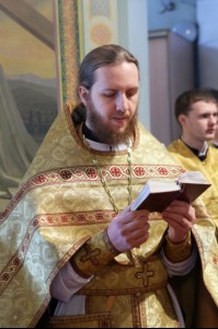 Божественная литургия в храме во имя Всех Святых, в земле Российской просиявших г. Саратова