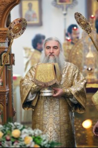 Божественная литургия в храме во имя святого равноапостольного великого князя Владимира г. Саратова
