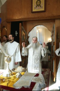 Божественная литургия в храме во имя святого равноапостольного великого князя Владимира г. Саратова