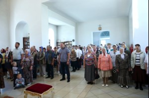 Божественная литургия в храме святых первоверховных апостолов Петра и Павла г. Красноармейска