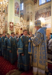 Всенощное бдение в храме в честь Покрова Пресвятой Богородицы г.Саратова