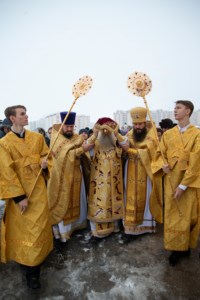 Великое освящение храма во имя святителя Спиридона Тримифунтского г. Саратова и первая Божественная литургия в новоосвященном храме