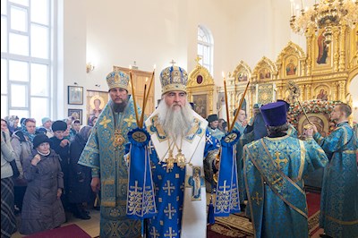 Божественная литургия в храме в честь Казанской иконы Божией Матери г. Саратова