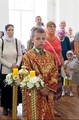 Божественная литургия в храме во имя святителя Митрофана, епископа Воронежского, г.Саратова