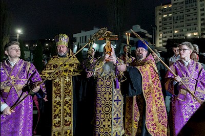 Всенощное бдение в храме в честь Сошествия Святого Духа г. Саратова
