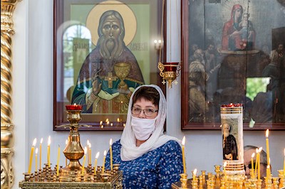 Божественная литургия в храме во имя святых первоверховных апостолов Петра и Павла г. Аткарска
