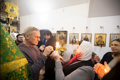 Митрополит Игнатий совершил Великое освящение храма преподобного Серафима Саровского р.п. Татищево и первую Божественную литургию в новоосвященном храме