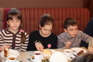 В клубе «Патриот» прошел пасхальный праздник