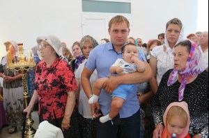 Божественная Литургия в храме святых первоверховных апостолов Петра и Павла г.Красноармейска