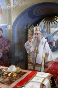 Крещальная литургия в Свято-Троицком кафедральном соборе г. Саратова