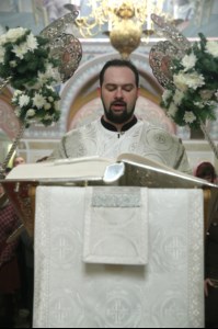 Рождественская Божественная литургия в Свято-Троицком кафедральном соборе Саратова