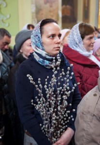 Божественная литургия в храме в честь Покрова Пресвятой Богородицы г.Саратова