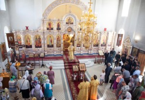 Божественная литургия в храме во имя святых первоверховных апостолов Петра и Павла г. Аткарска
