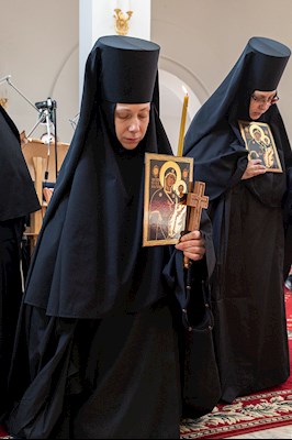 Литургия Преждеосвященных Даров и монашеский постриг в Свято-Алексиевском женском монастыре г. Саратова