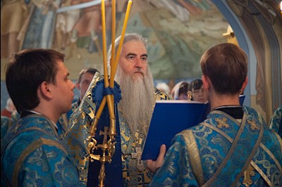 Утреня с чтением акафиста в Свято-Троицком кафедральном соборе г. Саратова