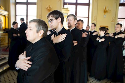 Митрополит Игнатий совершил Литургию Преждеосвященных Даров в храме святого апостола и евангелиста Иоанна Богослова при СПДС