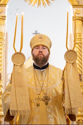 Митрополит Игнатий совершил Божественную литургию в храме Покрова Пресвятой Богородицы г. Петровска