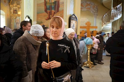 В Покровском соборе прошла торжественная встреча саратовских святителей