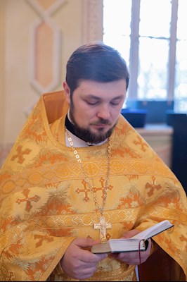 Митрополит Игнатий совершил Божественную литургию в Покровском соборе г. Саратова