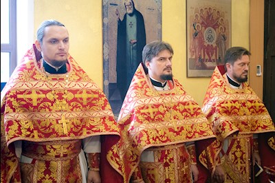 Митрополит Игнатий совершил Божественную литургию в храме святых мучениц Веры, Надежды, Любови и матери их Софии поселка Светлый