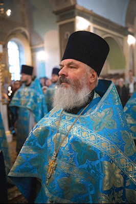 Митрополит Игнатий возглавил соборное архиерейское богослужение в Свято-Троицком кафедральном соборе г. Покровска (Энгельса)