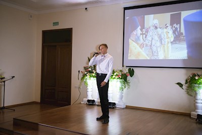 Митрополит Игнатий вручил дипломы выпускникам СПДС