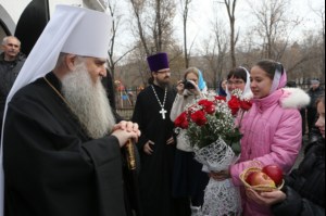 Божественная литургия в храме во имя священномученика Космы Саратовского