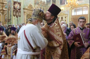 Митрополит Лонгин совершил Чин умовения ног