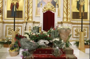 Митрополит Лонгин совершил Великую Рождественскую вечерню в Покровском храме Саратова