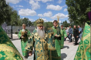 Божественная литургия в храме блаженной Ксении Петербургской г. Саратова на территории ИТК УШ-382/33