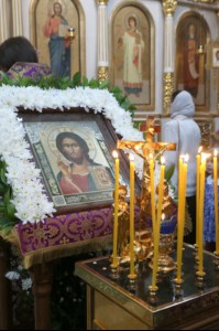 Божественная литургия и панихида в храме во имя Всех Святых, в земле Российской просиявших г. Саратова