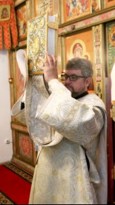 Божественная литургия в храме во имя святителя Тихона, епископа Воронежского, Задонского чудотворца г. Саратова