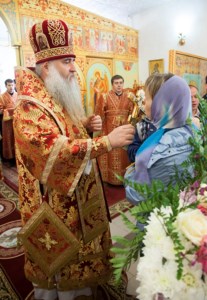 Божественная литургия в храме во имя святой блаженной Матроны Московской п.Красный Октябрь Саратовского района