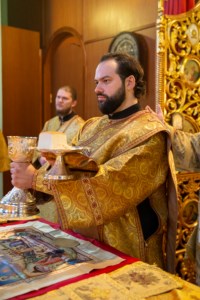 Божественная литургия в храме Сошествия Святого Духа г. Саратова