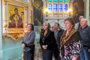 Литургия Преждеосвященных Даров в храме в честь Сошествия Святого Духа г. Саратова