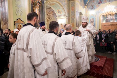 Митрополит Игнатий совершил всенощное бдение в Покровском соборе г. Саратова