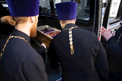 Завершилось пребывание саратовских святителей в крестовом храме епархиального управления