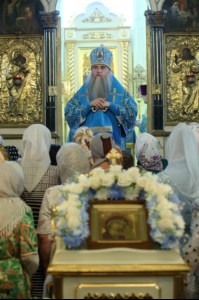 Божественная литургия в храме в честь Казанской иконы Божией Матери г. Петровска