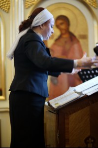 Божественная литургия на Архиерейском подворье — храме во имя преподобного Серафима Саровского г. Саратова