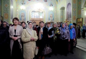 Всенощное бдение в храме в честь Покрова Пресвятой Богородицы г. Саратова