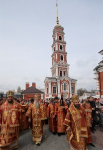 Божественная литургия в храме в честь Покрова Пресвятой Богородицы г.Саратова