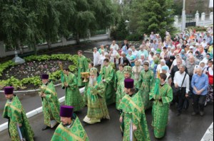 Божественная литургия в храме Сошествия Святого Духа г. Саратова