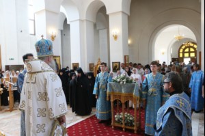 Божественная литургия в Свято-Алексиевском женском монастыре г. Саратова