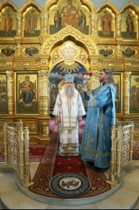 Крещальная литургия в Свято-Троицком кафедральном соборе г. Саратова