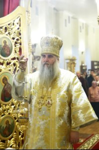 Божественная литургия на Архиерейском подворье — храме во имя преподобного Серафима Саровского г.Саратова