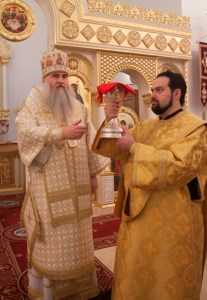 Божественная литургия на Архиерейском подворье — храме святых равноапостольных Кирилла и Мефодия при СГУ