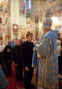 Всенощное бдение в храме в честь Покрова Пресвятой Богородицы г.Саратова