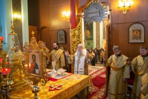 Божественная литургия в храме Сошествия Святого Духа г. Саратова